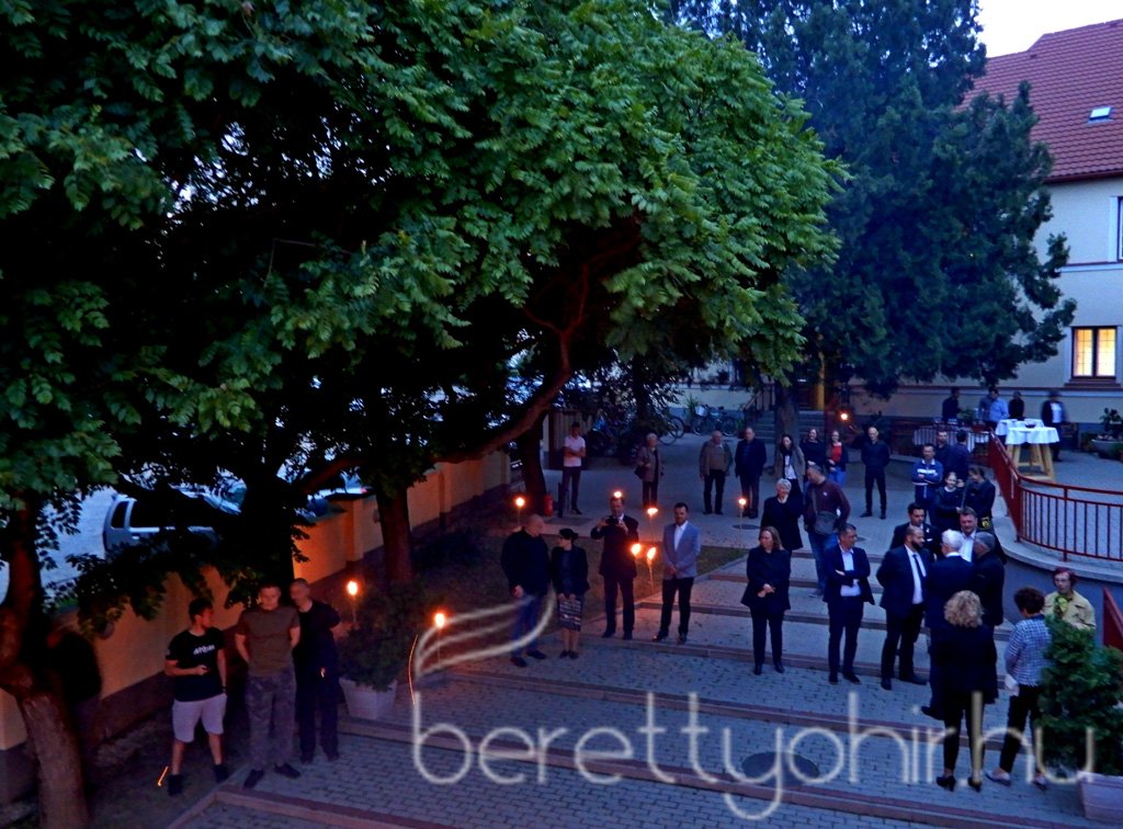 Trianon 100 . fáklyagyújtás07